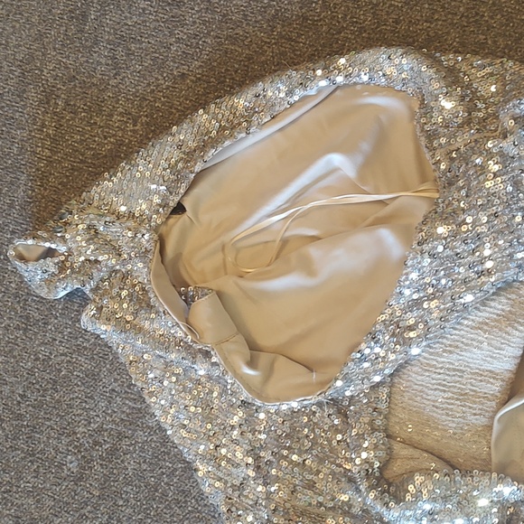 Sequin Top - Picture 4 of 4